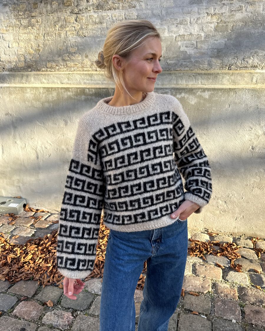 Athene Sweater - Image 2