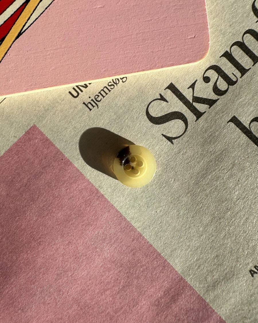 Knap af galalit Ø12 mm - Lys - 1 stk.